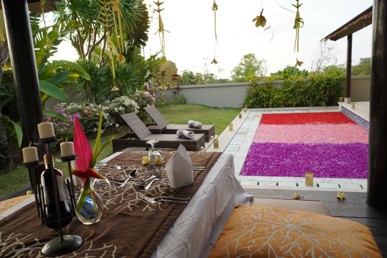Hillstone Uluwatu Villa Ungasan  Exterior photo